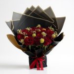 Red Roses Bouquet with Ferrero Chocolates – Elegant Gift